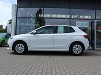 Gebraucht Skoda Fabia Active 65 PS (47 kW) 2022 Candyweiß Limousine