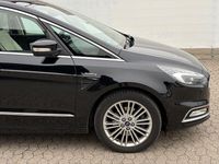 Gebraucht Ford S-MAX Vignale 209 PS (153 kW) 2017 Schwarz Van / Kleinbus