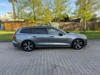 Usata Volvo V60 R-Design 190 CV (139 kW) 2020 Grigio Station wagon