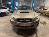 Gebraucht Subaru Legacy 150 PS (110 kW) 2009 Gold Kombi