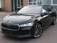 Neu Skoda Superb LAURIN & KLEMENT 265 PS (194 kW) 2025 Schwarz Kombi