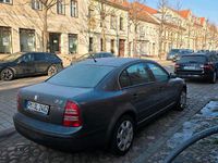 Gebraucht Skoda Superb Comfort 116 PS (85 kW) 2005 Grau Limousine