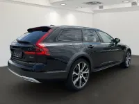 Gebraucht Volvo V90 CC Plus 197 PS (144 kW) 2023 Schwarz metallic Kombi