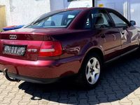 Second-hand Audi A4 90 CP (66 kW) 2000 Roșu Berlinǎ