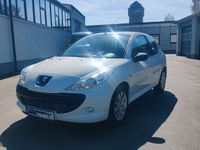 Gebraucht Peugeot 206 75 PS (55 kW) 2010 Weiß Limousine