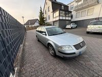 Gebraucht VW Passat 110 PS (80 kW) 2001 Grau Kombi