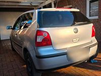 Gebraucht VW Polo 60 PS (44 kW) 2003 Silber Kleinwagen