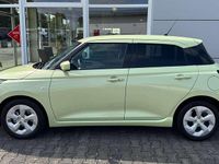 Neu Suzuki Swift Comfort 83 PS (61 kW) 2025 Cool yellow metallic Kleinwagen