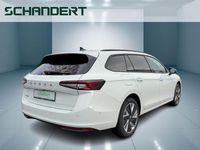 Neu Skoda Superb Selection 150 PS (110 kW) 2025 Kristall weiss Kombi