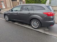 Gebraucht Ford Focus Titanium 120 PS (88 kW) 2015 Grau Kombi