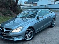 Gebraucht Mercedes E400 333 PS (244 kW) 2013 Grau Coupé