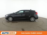 Gebraucht Volvo V40 Momentum 150 PS (110 kW) 2019 Schwarz Kombi