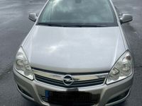 gebraucht Opel Astra Caravan 1,6 8 fach bereift