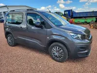 Gebraucht Peugeot Rifter Allure 110 PS (80 kW) 2023 Lackierung platiniumgrau/typ aussenverkleidung metalliclackierung Van / Kleinbus