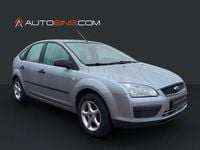 Gebraucht Ford Focus Ambiente 101 PS (74 kW) 2005 Silber Limousine