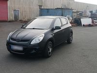 Gebraucht Hyundai i20 76 PS (55 kW) 2009 Grau Kleinwagen