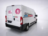 Gebraucht Citroën Jumper 140 PS (102 kW) 2024 Lackierung weiss icy/deckende Van / Kleinbus