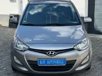 Gebraucht Hyundai i20 Trend 86 PS (63 kW) 2013 Grau Kleinwagen