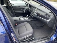 Gebraucht BMW 520 Sport Line 190 PS (139 kW) 2017 Blau Kombi