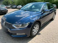 Gebraucht VW Passat Comfortline 150 PS (110 kW) 2017 Blau Limousine
