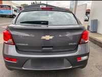 Gebraucht Chevrolet Cruze 140 PS (102 kW) 2013 Grau Kleinwagen