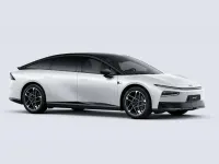 Neu XPENG P7 RWD Long Range 230 kW (313 PS) 2026 Weiss arctic white Limousine