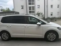 Gebraucht VW Touran 115 PS (84 kW) 2019 Weiß Van / Kleinbus