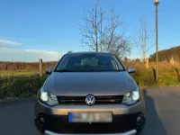 Gebraucht VW Polo Cross 90 PS (66 kW) 2015 Gold Kleinwagen