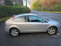 Gebraucht Ford Focus 80 PS (58 kW) 2010 Silber Kleinwagen
