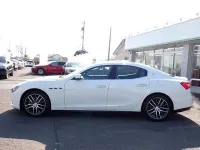 Gebraucht Maserati Ghibli 330 PS (242 kW) 2018 Weiß Limousine