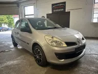 Gebraucht Renault Clio Authentique 75 PS (55 kW) 2006 Grau Kleinwagen