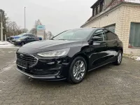 Neu Ford Focus Titanium 116 PS (85 kW) 2026 Schwarz Limousine