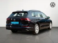 Gebraucht VW Golf VIII Pro 131 PS (96 kW) 2023 Deep black perleffekt Kombi