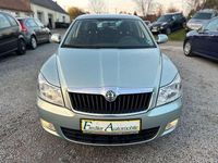 Gebraucht Skoda Octavia 102 PS (75 kW) 2009 Grün Kombi
