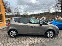 Gebraucht Opel Meriva Design Edition 140 PS (102 kW) 2011 Grau Van / Kleinbus