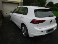Gebraucht VW Golf VIII Life 131 PS (96 kW) 2020 Weiß Limousine