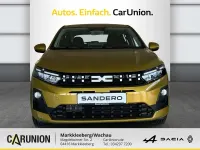 Neu Dacia Sandero Expression 101 PS (74 kW) 2026 Amber yellow Limousine