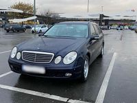 Second-hand Mercedes E220 150 CP (110 kW) 2004 Albastru Break