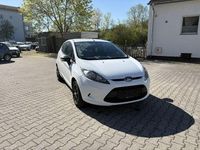 Gebraucht Ford Fiesta 60 PS (44 kW) 2009 Weiß Limousine