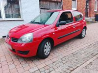 Gebraucht Renault Clio II 60 PS (44 kW) 2007 Rot Kleinwagen