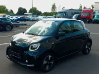 Gebraucht Smart ForFour Electric Drive 60 kW (82 PS) 2021 Schwarz Limousine