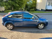 Gebraucht Ford Focus 101 PS (74 kW) 2007 Blau Kleinwagen