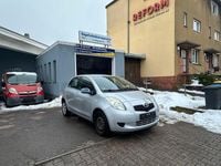 Gebraucht Toyota Yaris Sol 69 PS (50 kW) 2006 Silber Limousine