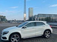 Gebraucht Mercedes GLA200 AMG line 156 PS (114 kW) 2015 Weiß SUV