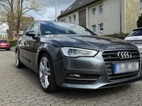 Gebraucht Audi A3 S-Line 180 PS (132 kW) 2015 Grau Limousine