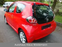 Używany Toyota Aygo Cool 68 KM (50 kW) 2012 Czerwony Hatchback