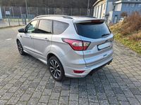 Gebraucht Ford Kuga ST-Line 175 PS (128 kW) 2018 Silber SUV