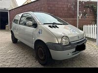 Gebraucht Renault Twingo 58 PS (42 kW) 2003 Silber Kleinwagen
