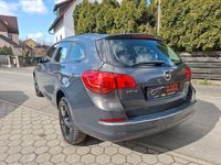 Gebraucht Opel Astra Edition 110 PS (80 kW) 2014 Grau Kombi