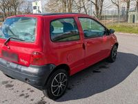 Second-hand Renault Twingo 60 CP (44 kW) 2003 Roșu Hatchback